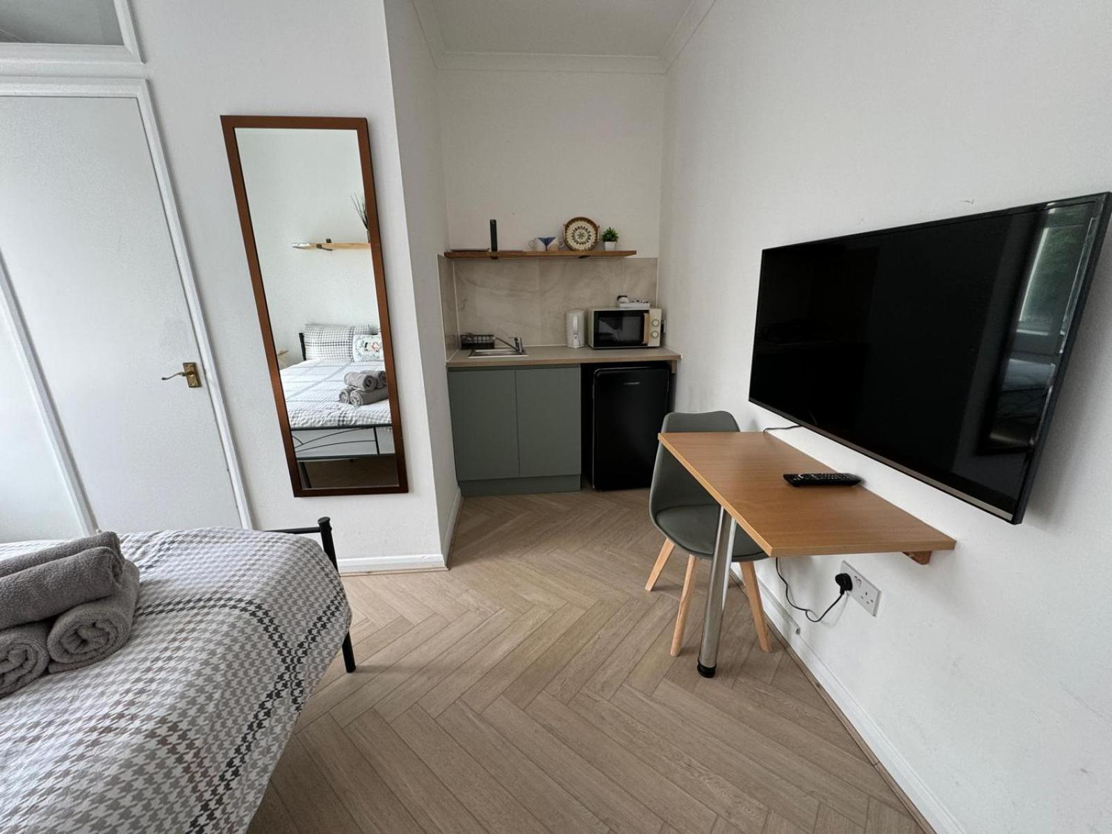 Newly Renovated Studios & Ensuite Rooms! - Camberwell London Kültér fotó